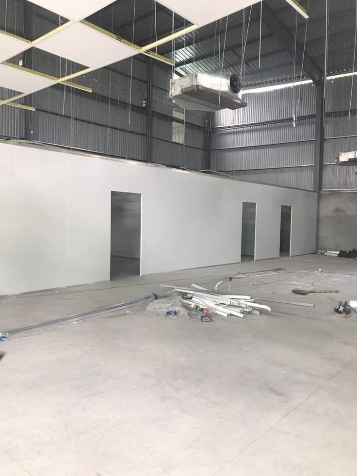 ساندويتش بنل