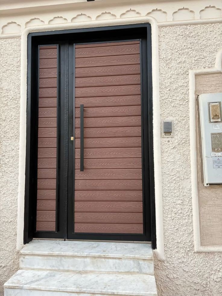 تكسيات ابواب بديل خشب