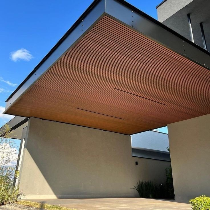 مظلات خشبية